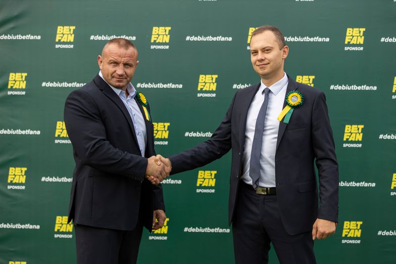 Mariusz Pudzianowski i Piotr Sienkiewicz - prezes BETFAN
