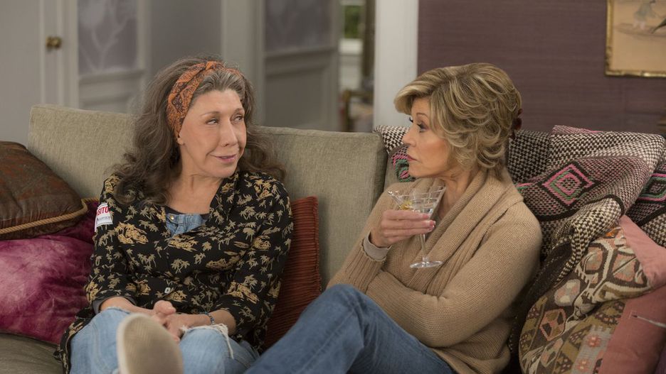 Kadr z serialu Netfliksa "Grace i Frankie"