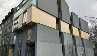Sąsiedzkie balkony. "Byłem na miejscu, słynny budynek w Krakowie nie zasłużył na hejt"