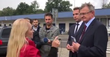Wybory parlamentarne 2019. Kandydatka KO przerwała briefing Tadeusza Cymańskiego i Jana Kanthaka