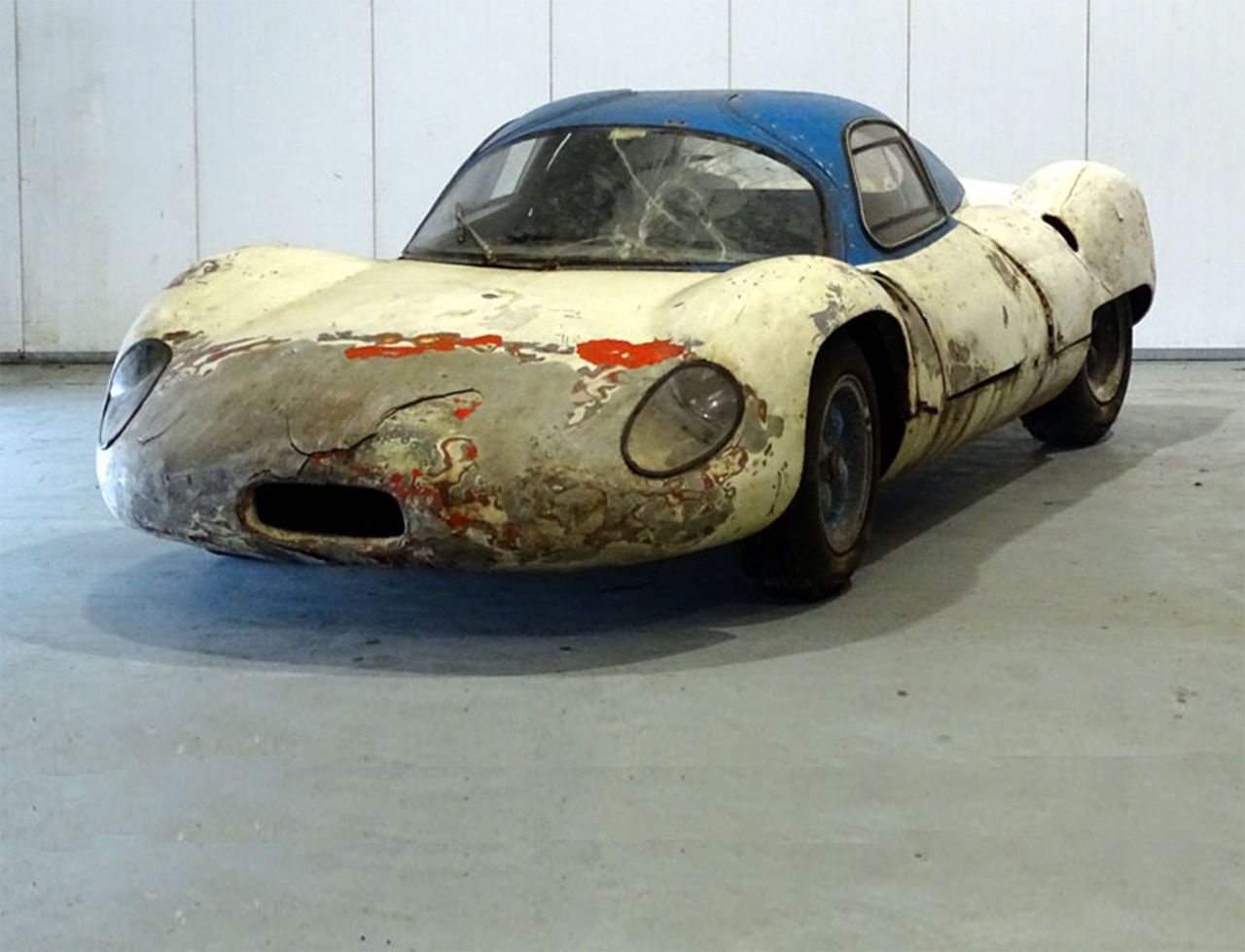 Większość oddałaby go na złom. Ale ten samochód jest warty krocie