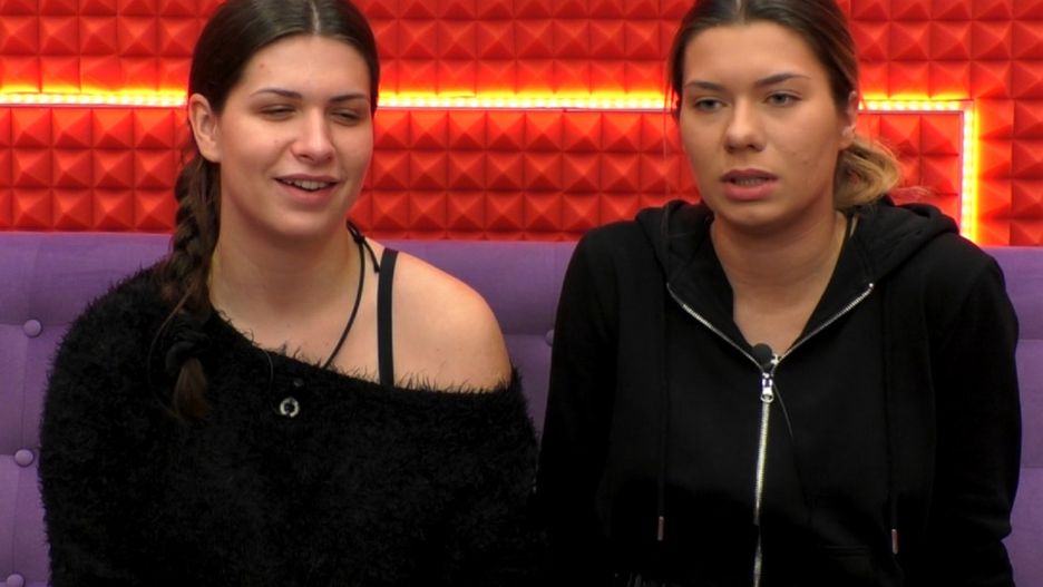 W "Big Brotherze" ścięto włosy uczestniczkom