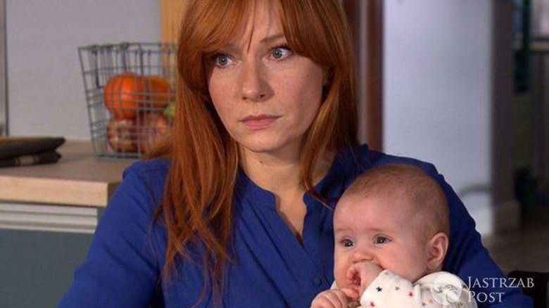 M jak miłość, Agnieszka (Magdalena Walach), Hania (Ola Trojanowska)