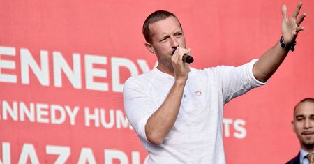 Podczas koncertu ludzie myśleli, że padli ofiarą zamachu. Strzały okazały się pomyłką