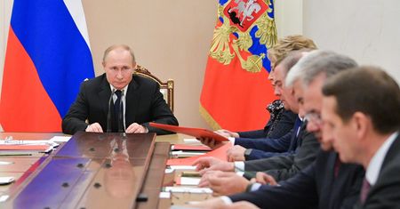 Koronawirus z Chin. Władimir Putin wydał rozkaz dla sił powietrzno-kosmicznych