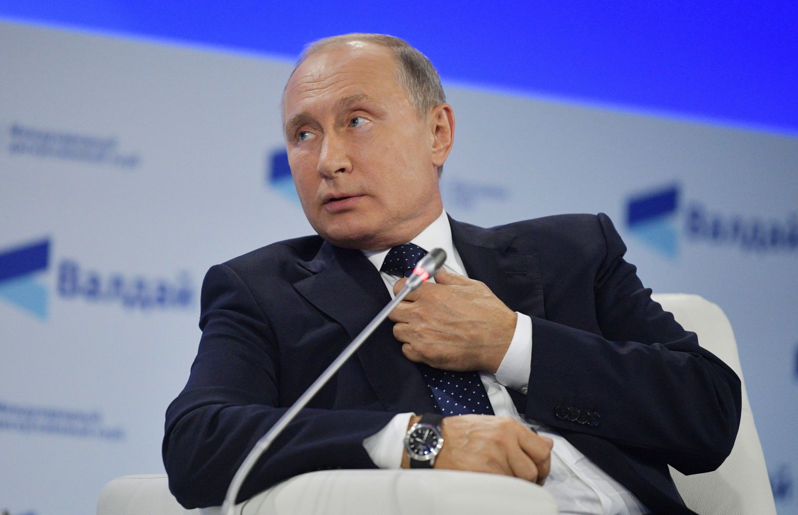 Władimir Putin podczas debaty w Soczi