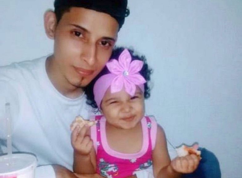 Zginęli, idąc do USA. Zdjęcie zwłok ojca i córki wstrząsnęło światem