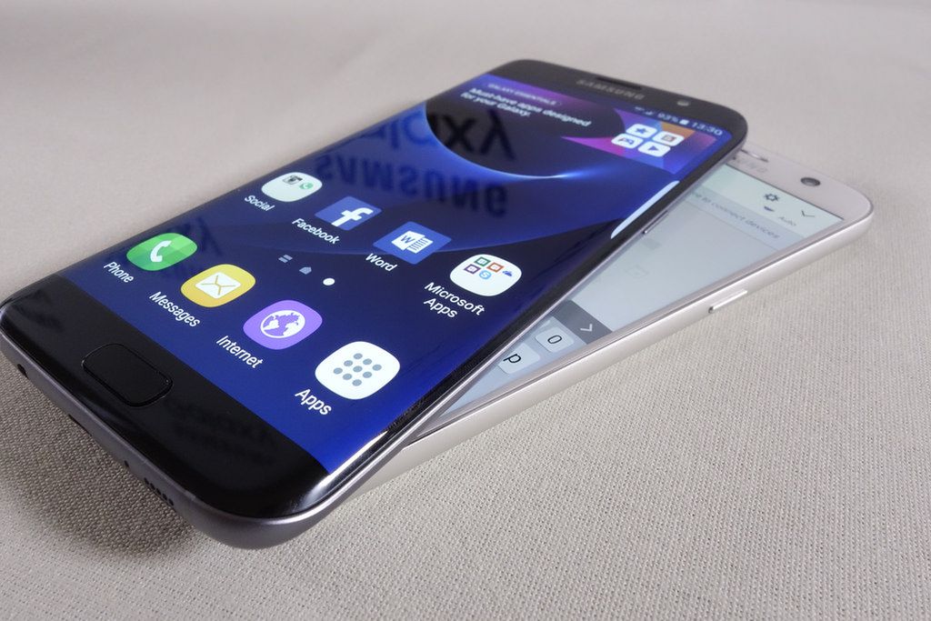 Odróżnisz iPhone 7 od Samsunga S7? To wcale nie jest łatwe