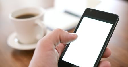 Rozpoznasz markę telefonu po wyglądzie smartfona?