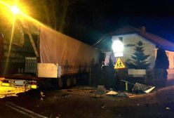 Tir wjechał w dom. Zatrzymał się metr od śpiących dzieci