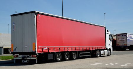 Na niemieckim parkingu znaleziono martwego Polaka. Mężczyzna był kierowcą
