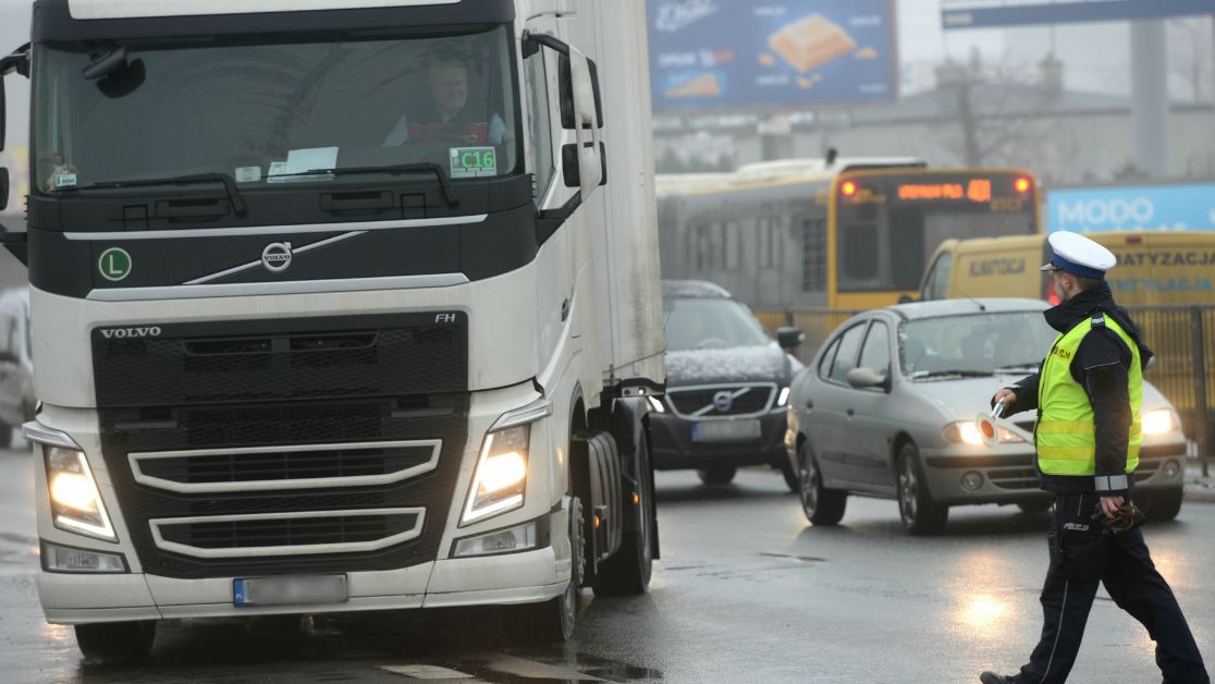 Po 1 grudnia polskie ciężarówki mogą mieć problem z wjazdem do Czech.
