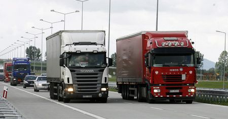Będzie zakaz wyprzedzania się ciężarówek na autostradach i ekspresówkach?
