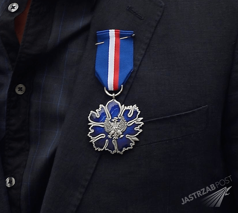 Medal Gloria Artis, którym odznaczono Janusza Józefowicza