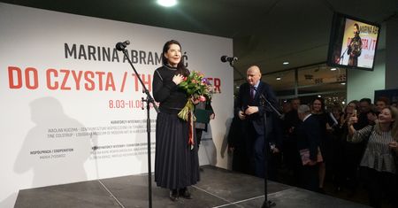 Marina Abramović w Toruniu. Kontrowersyjna artystka zaczęła od pierników