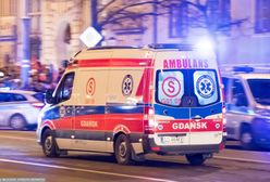 Kielce. Samochód wbił się w budynek. Kierowca trafił do szpitala