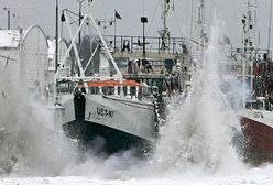 Saperzy kruszą lód