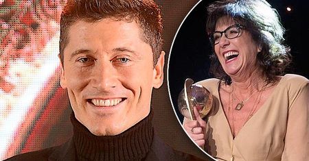 Maj miesiącem urodzin u Lewandowskich! Po Klarze przyszła pora na mamę Roberta! Zdjęcia z imprezy trafiły do sieci