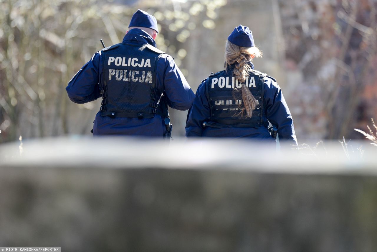 Policja albo rodzina. Gosia i Ania stanęły przed trudnym wyborem