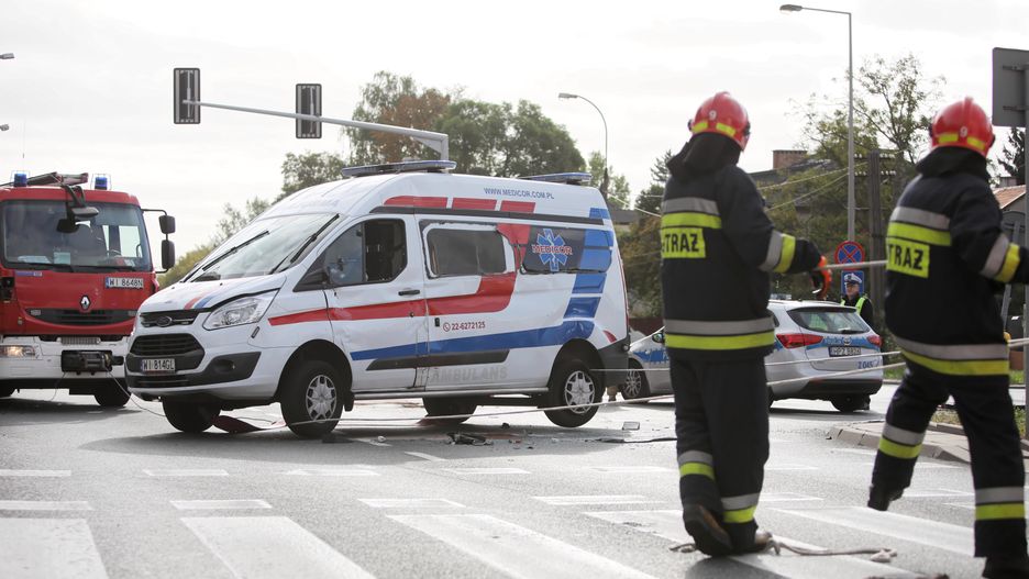 Tragedia w Warszawie. Nie żyje mężczyzna (zdjęcia ilustracyjne)