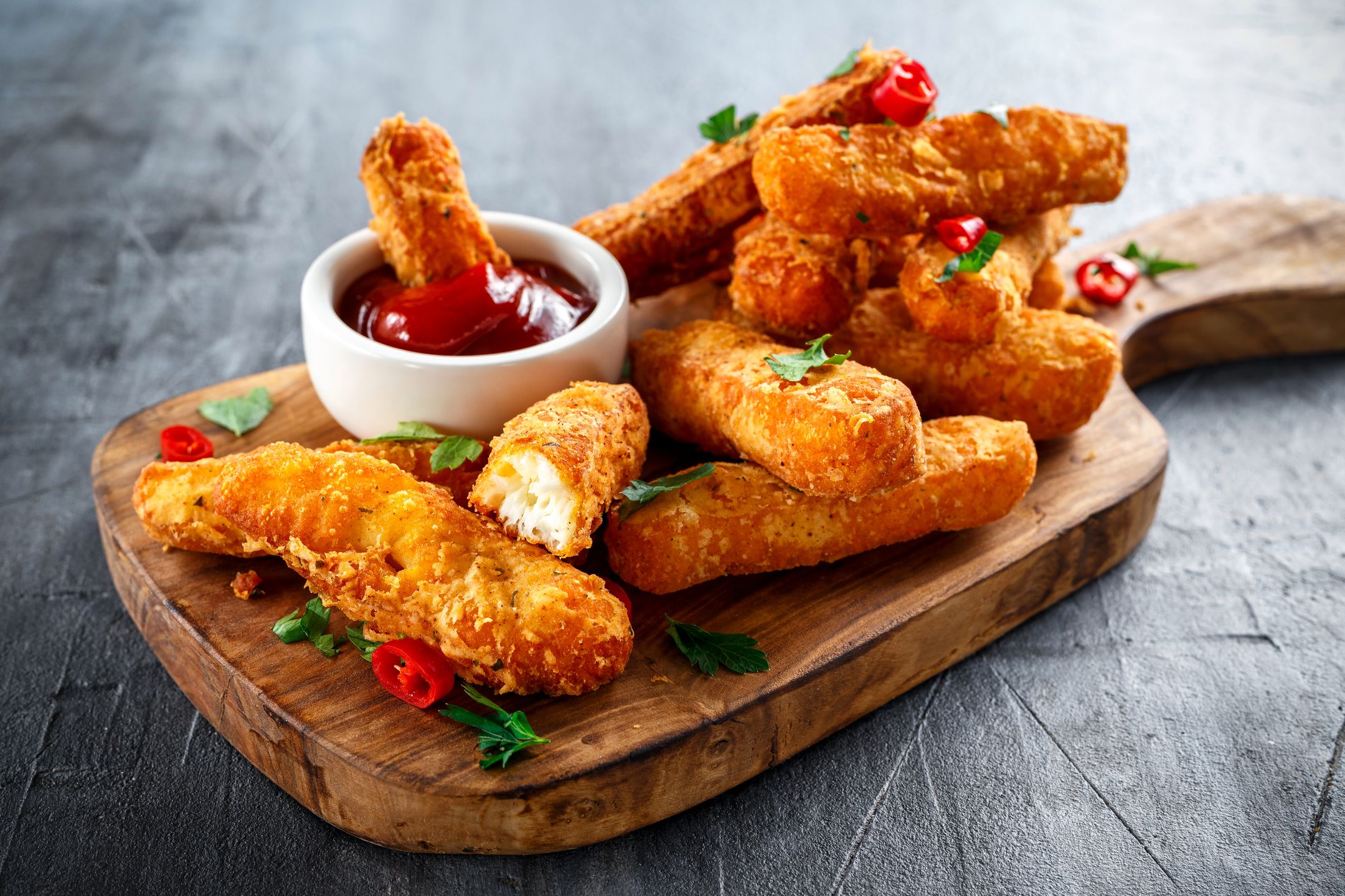 Frytki halloumi - jak zrobić frytki z sera