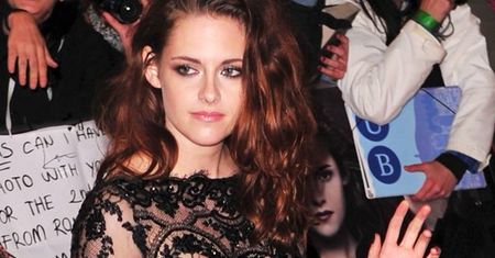 Kristen Stewart broni wygwizdanego w Cannes filmu