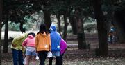 Nastoletnia gangsterka w Pruszkowie. „Napadają. Plują na ziemię i każą zlizywać”