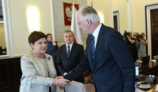 Szydło zarobiła 295 tysięcy złotych, Gliński niewiele mniej. Tylko Gowin ujawnił nagrodę