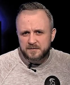 Zawieszony dziennikarz wraca do pracy. "Krzywe zwierciadło" znów na antenie