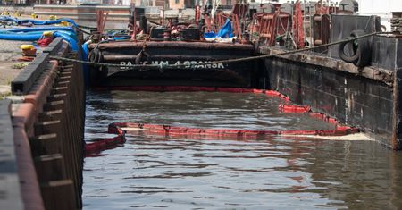 Gdańsk. Zakończono zrzut ścieków do Motławy. To nie koniec problemów