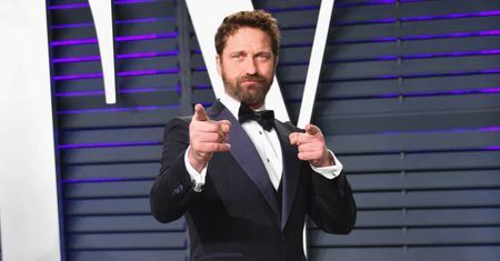 Gerard Butler postawił na naturalność. Nie ukrył zmarszczek i siwizny