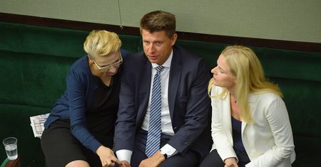 "Tym właśnie rozbija opozycję". Ryszard Petru i Joanna Scheuring-Wielgus odpowiadają Balcerowiczowi