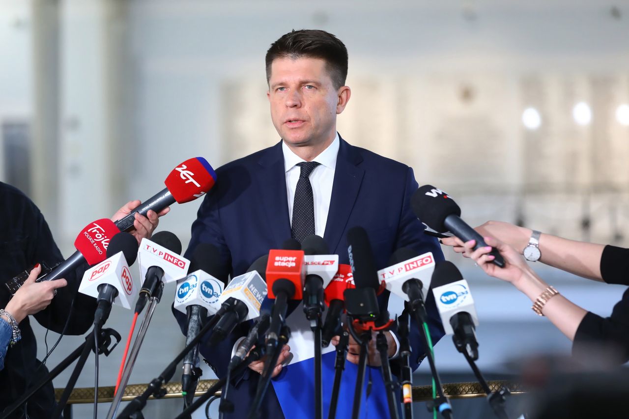 Petru zdradza, co zrobiłby bez polityki. Planów jednak nie zmienia