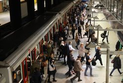 Warszawa. Awaria schodów w metrze. Są ranni