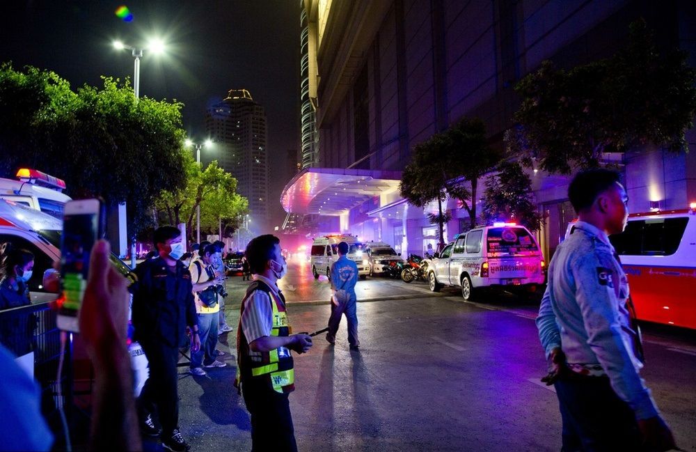 Płonął hotel w Bangkoku. Turyści skakali z okien