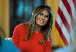 Melania Trump wysyła podprogowe sygnały. Jej stylizacje mówią więcej niż tysiąc słów