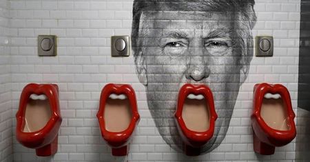 Anty-trumpowe gadżety. Nowy hit w USA