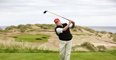 Donald Trump miał przylecieć do Polski. Był widziany na polu golfowym