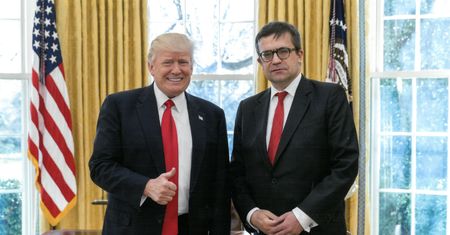 Piotr Wilczek: "Prezydent Donald Trump nie chce niszczyć relacji transatlantyckich"
