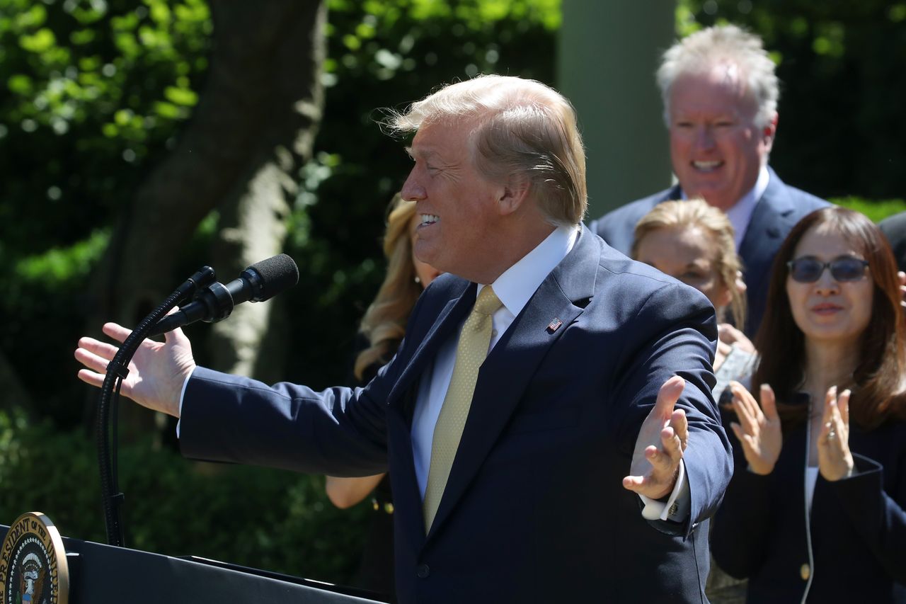 Donald Trump obchodził urodziny. Obok nie było Melanii