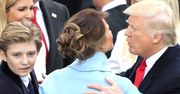 Barron Trump przerósł rodziców. Syn Donalda Trumpa ma też nową fryzurę