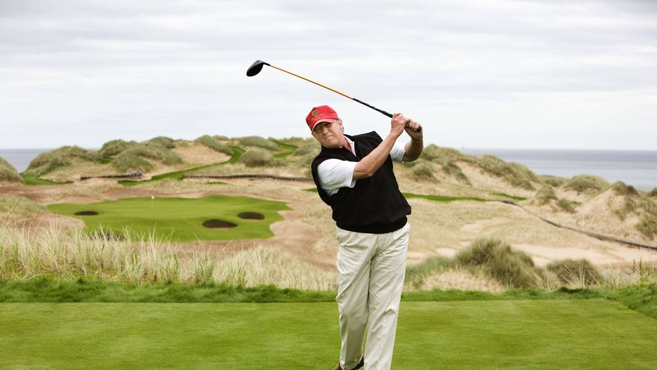 USA. Donald Trump był widziany na polu golfowym w Camp David 