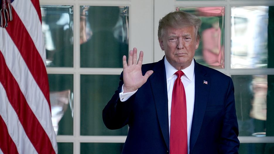 Odwołanie przylotu Donalda Trumpa na 1 września do Polski komplikuje plany PiS