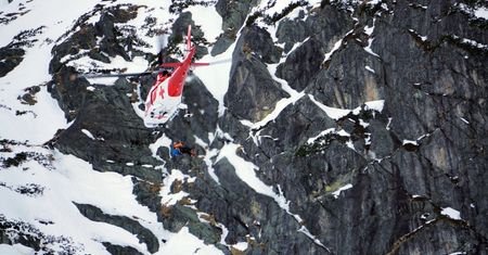 Tatry. Wideo z akcji ratunkowej pod Rysami, gdzie lawina przygniotła turystę