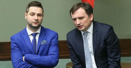 Co Ziobro i Jaki mogli zrobić w sprawie pedofila z billboardu? Jedna, prosta decyzja