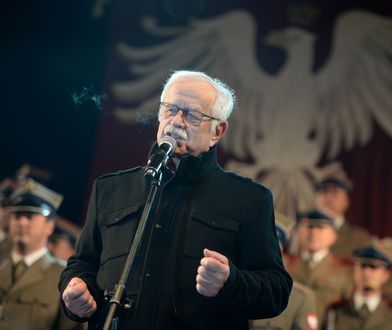Skargi do KRRiTV na jubileuszowy koncert Pietrzaka. Marcin Wolski przesadził z żartami z uchodźców?