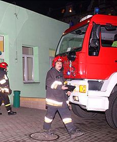 Noworodek uwięziony w windzie