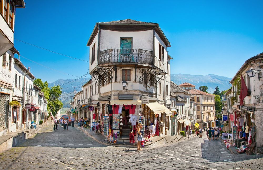 Albańskie miasteczko tysiąca schodów 