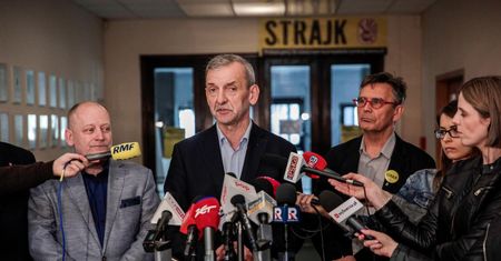 Strajk nauczycieli i egzamin gimnazjalny. Ostre słowa ZNP