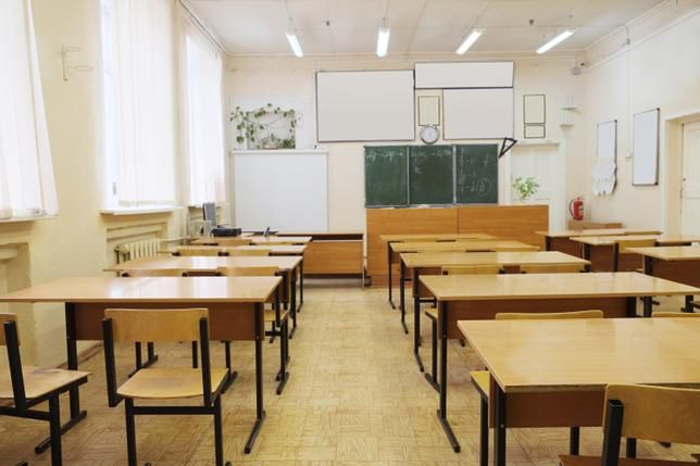 Rząd proponuje nauczycielom zwiększenie pensum. Co to znaczy? 